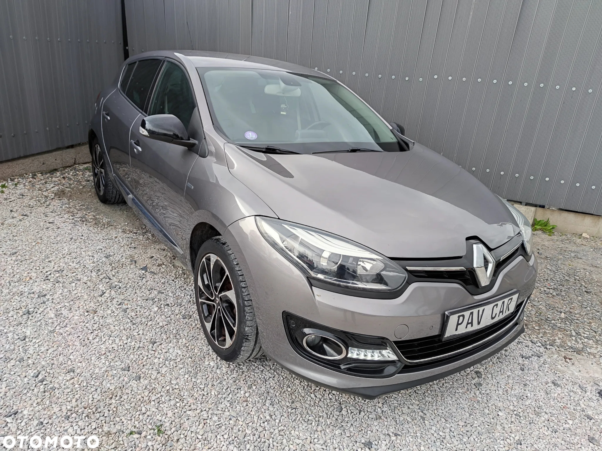 Renault Megane Grandtour ENERGY TCe 130 BOSE EDITION - 8