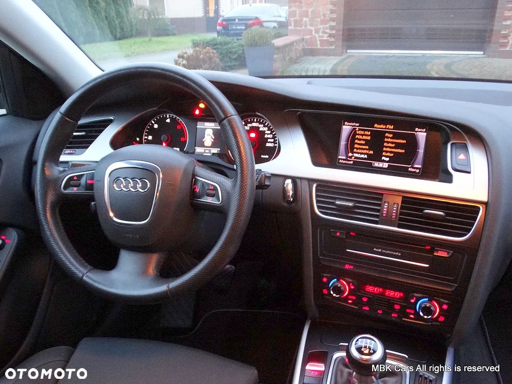 Audi A4 Avant 2.0 TDI DPF Ambition - 21