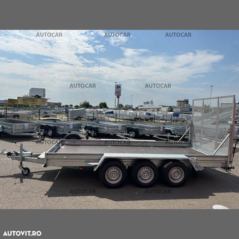 Autocar Platforma,trailer  cu trei axe pentru transport de utilaje  K4535 - 4