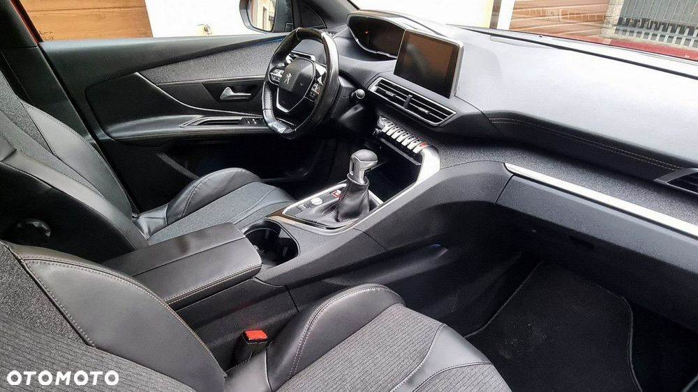 Peugeot 3008 - 16