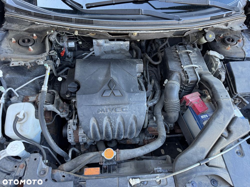 Mitsubishi Lancer 1.6 Invite - 16
