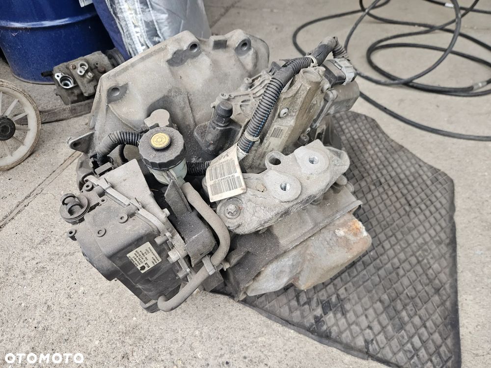 Skrzynia biegów Opel Corsa C 1.2 16V Easytronic - 3