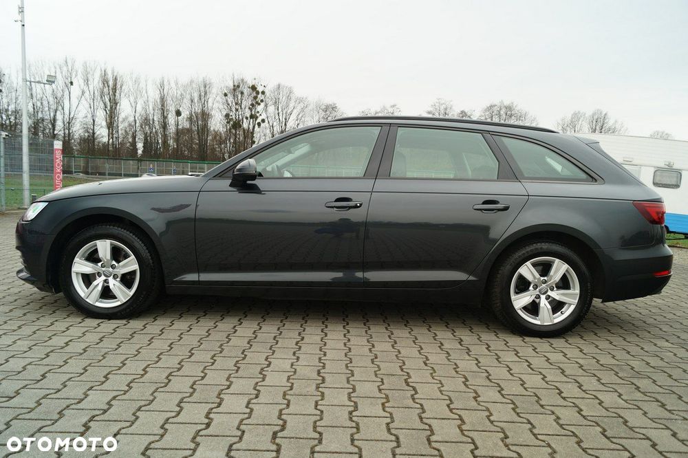 Audi A4 Avant - 11