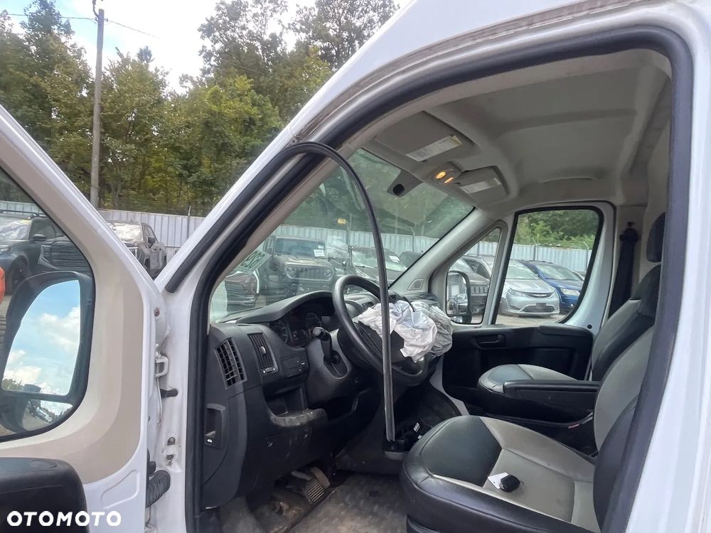 RAM PROMASTER 2500 DELIVERY VAN - 27