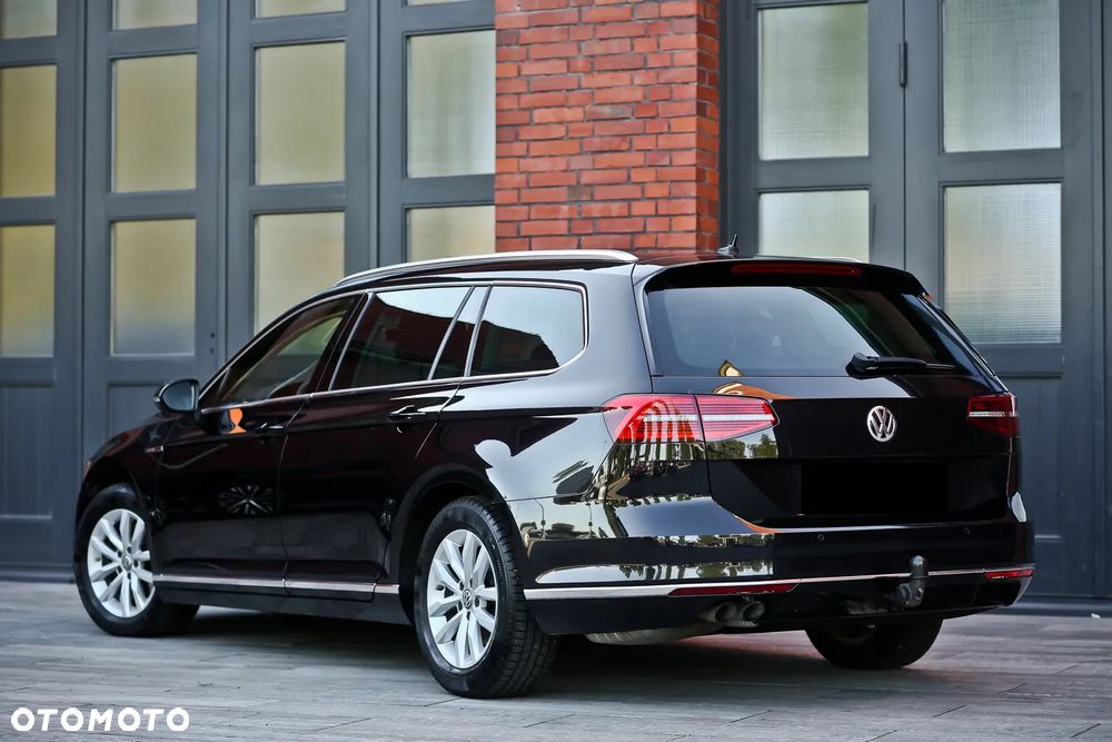 Volkswagen Passat Variant 2.0 TDI SCR 4Motion DSG Highline - 13