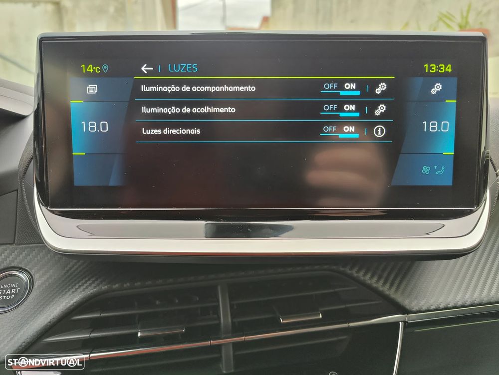 Peugeot e-2008 50 kWh GT - 15