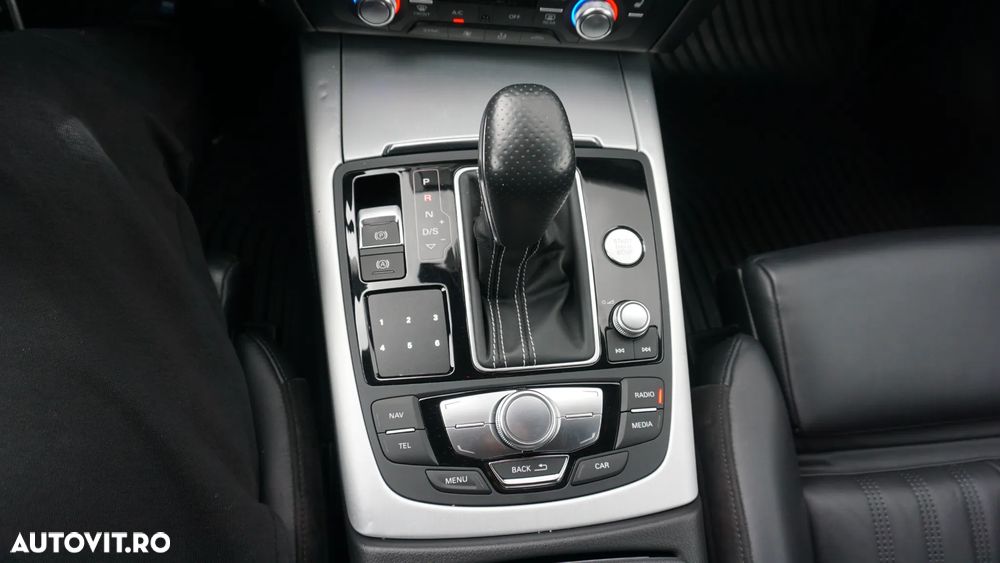 Audi A6 Avant 3.0 TDI quattro S tronic - 30