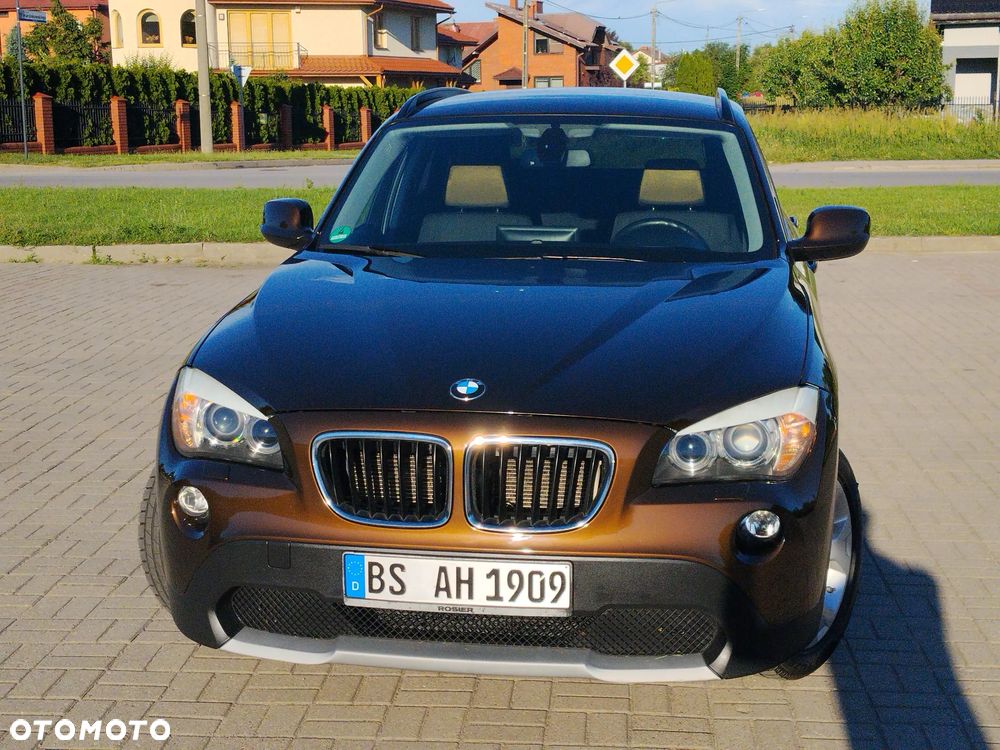 BMW X1 sDrive18i xLine - 13