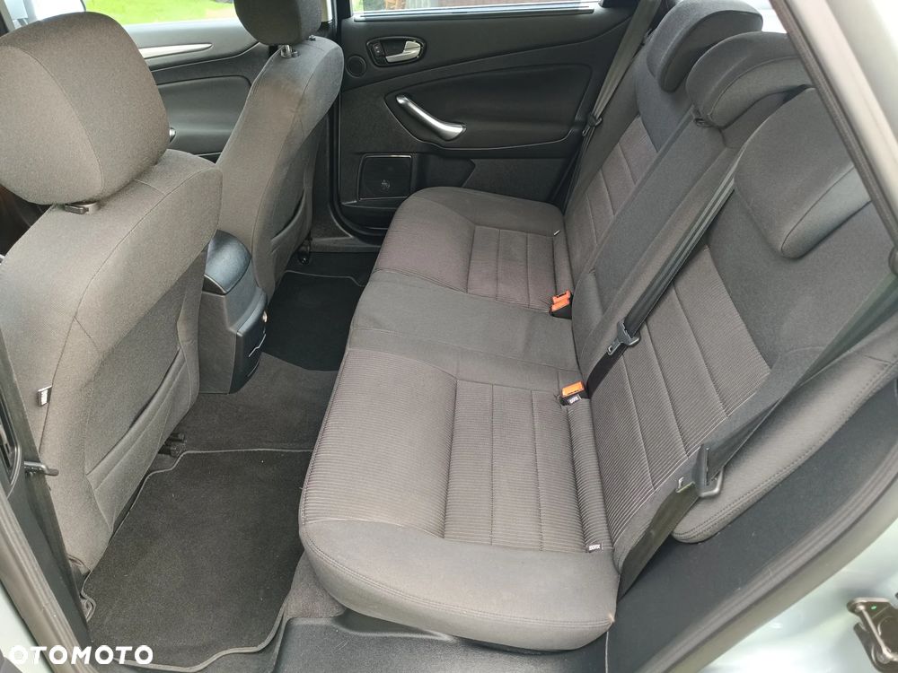 Ford Mondeo 2.0 T Titanium S MPS6 - 11