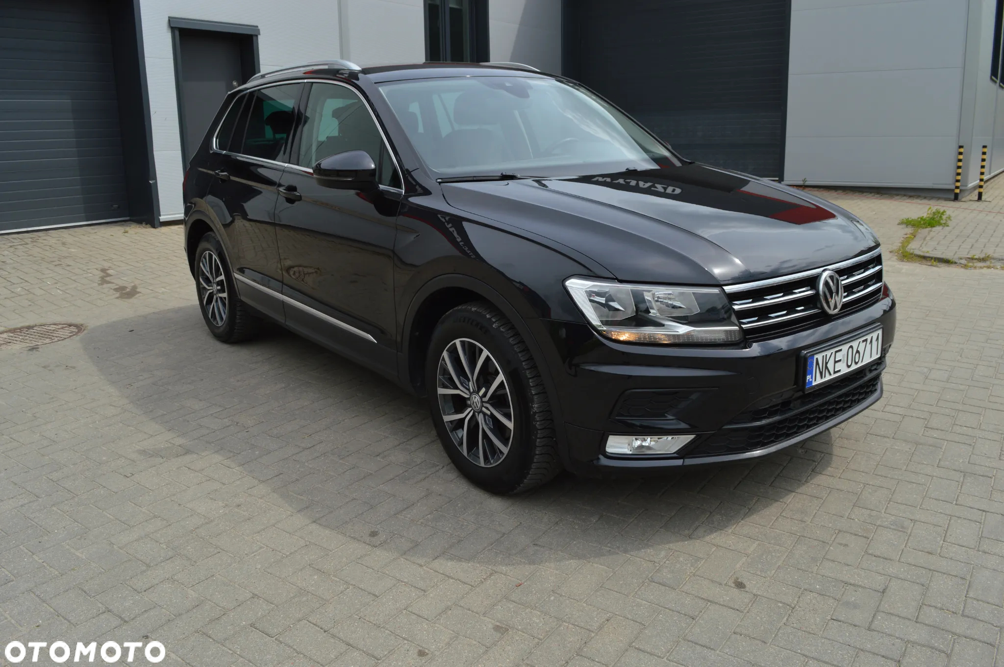 Volkswagen Tiguan 2.0 TDI SCR BlueMotion Technology Exclusive - 12
