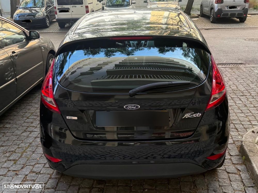 Ford Fiesta - 6