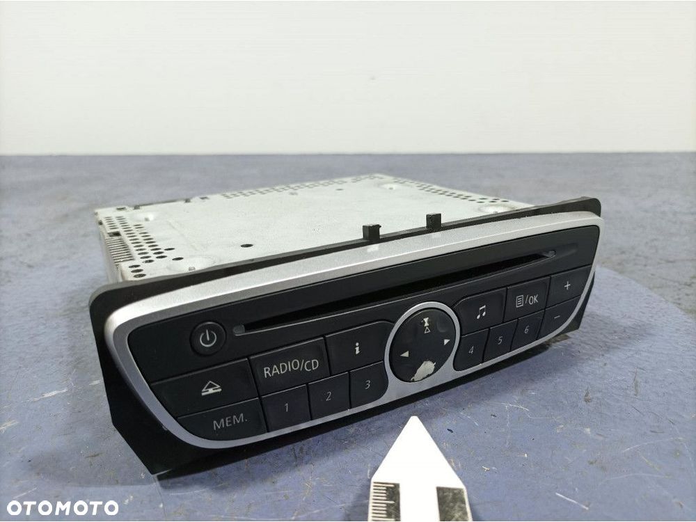 RENAULT MEGANE III RADIO RADIOODTWARZACZ CD 281150030R K4M858 - 2