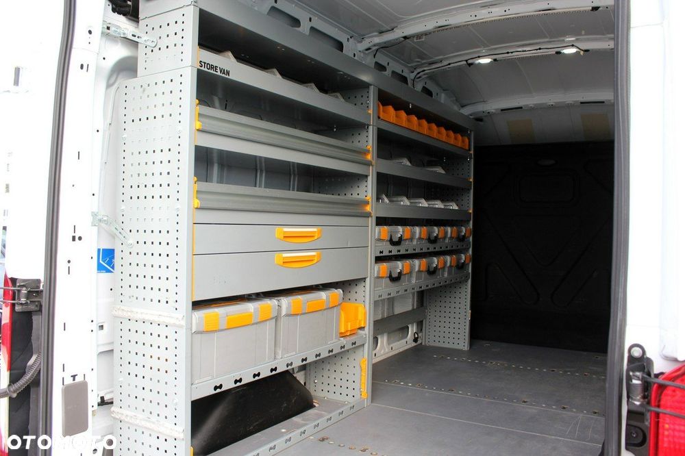 Ford Transit - 9