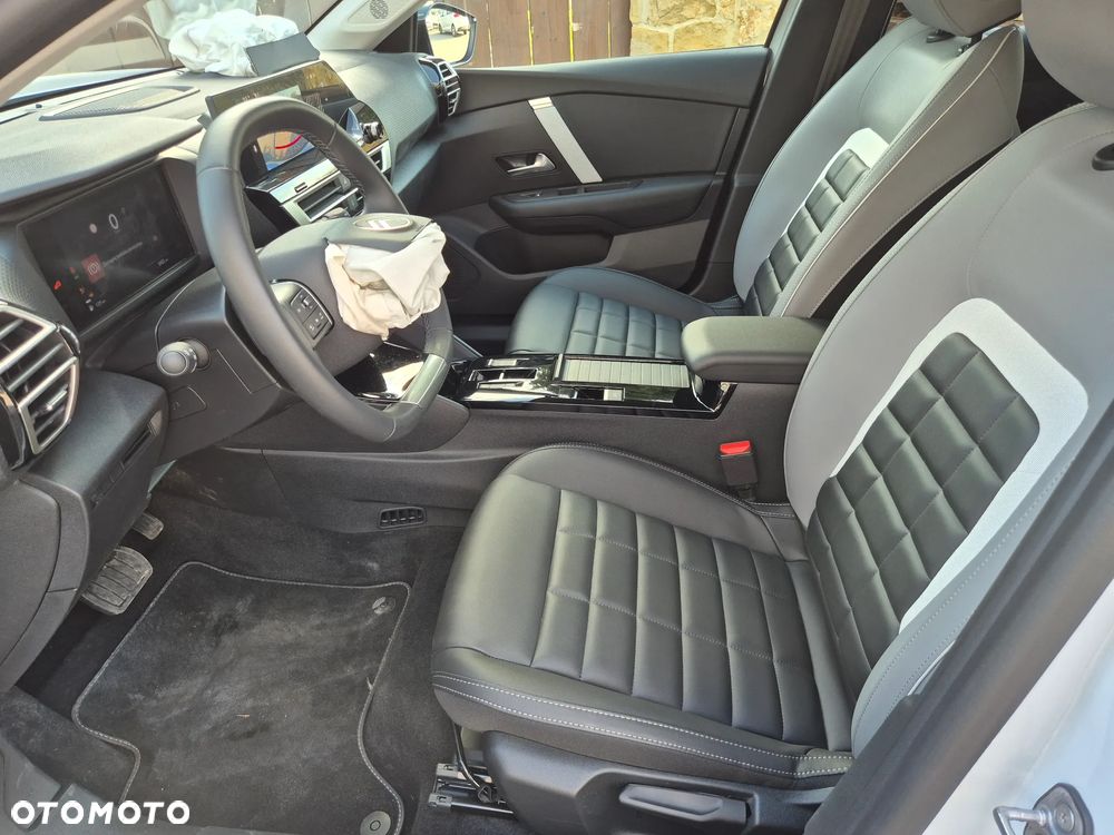 Citroën C4 1.2 PureTech Feel Pack S&S EAT8 - 6