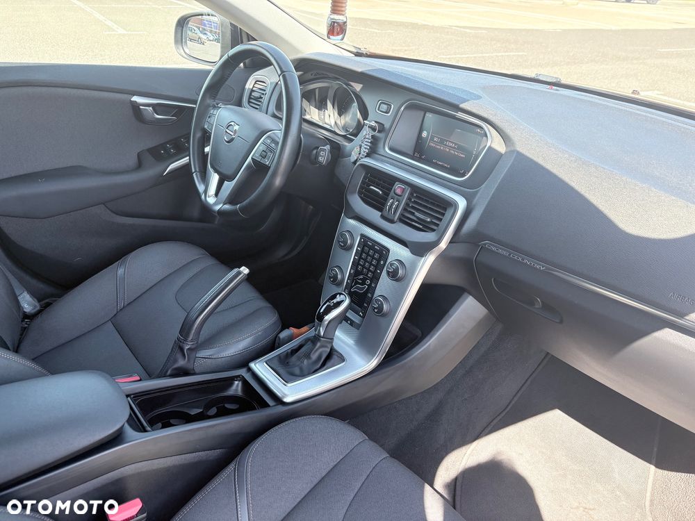 Volvo V40 D2 Geartronic Momentum - 18