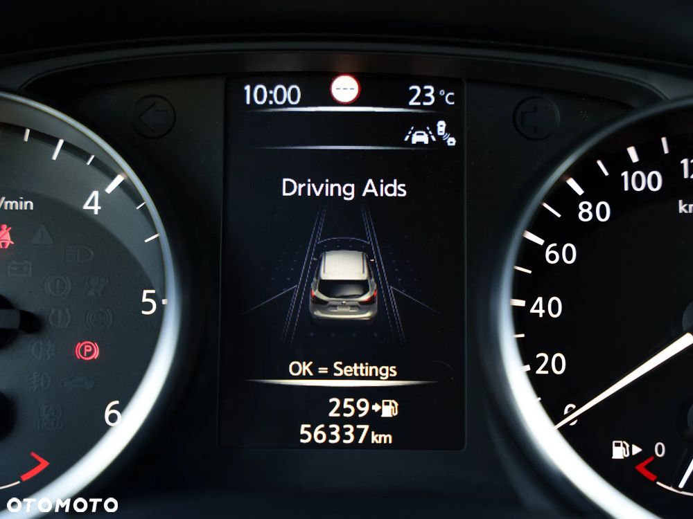 Nissan Qashqai 1.6 DCi Tekna+ - 26