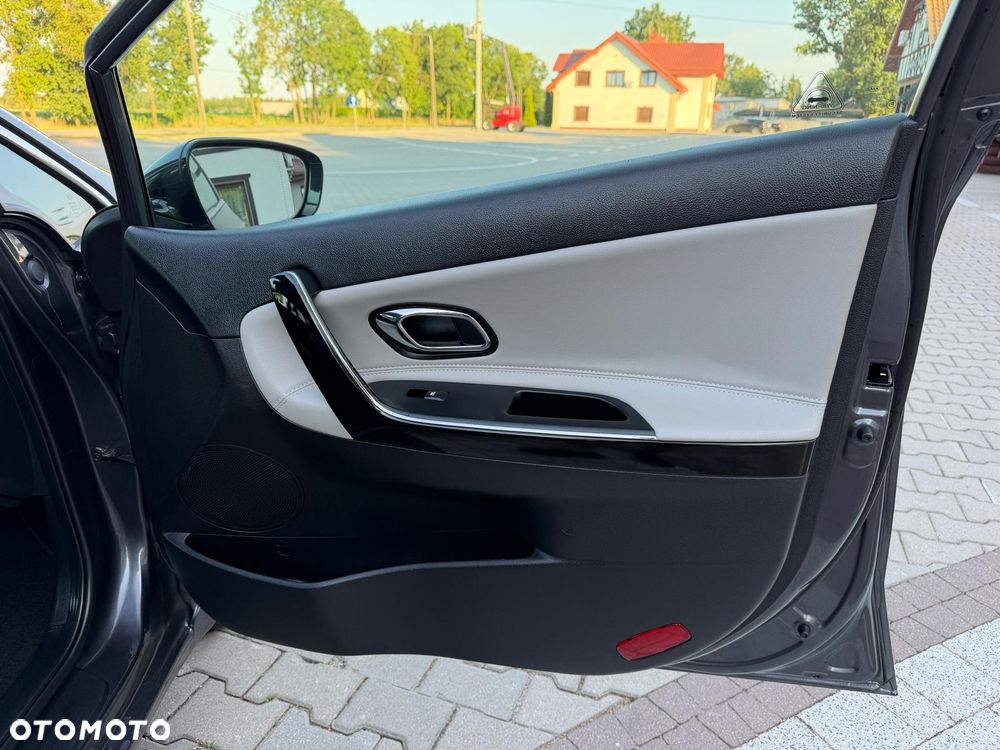 Kia Ceed 1.6 GDI Platinum Edition - 28