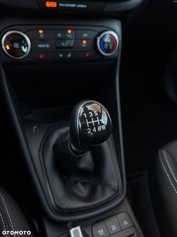 Ford Fiesta 1.0 EcoBoost SYNC Edition - 21