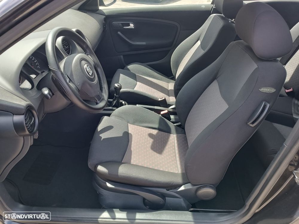 SEAT Ibiza 1.4 16V Sport - 9