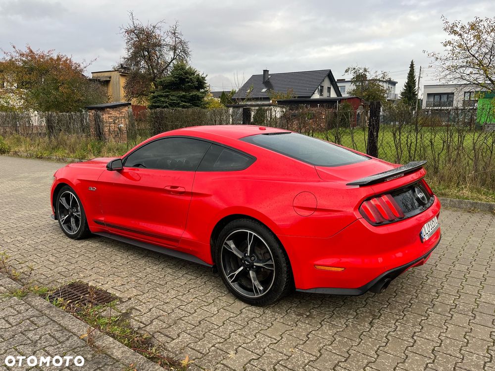 Ford Mustang Fastback 5.0 Ti-VCT V8 GT - 26