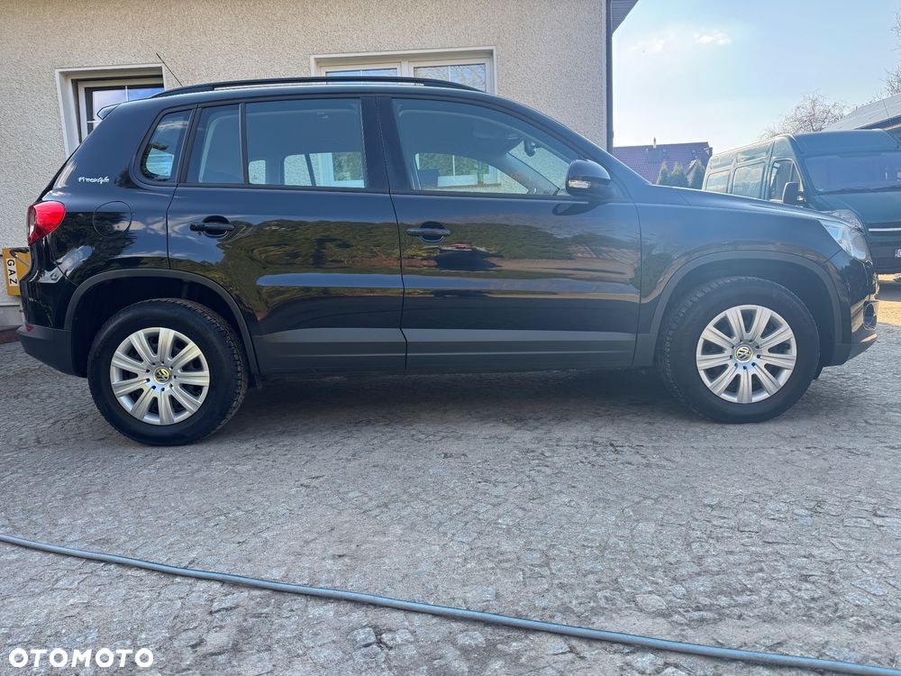 Volkswagen Tiguan 2.0 TDI DPF BlueMotion Technology Freestyle - 4