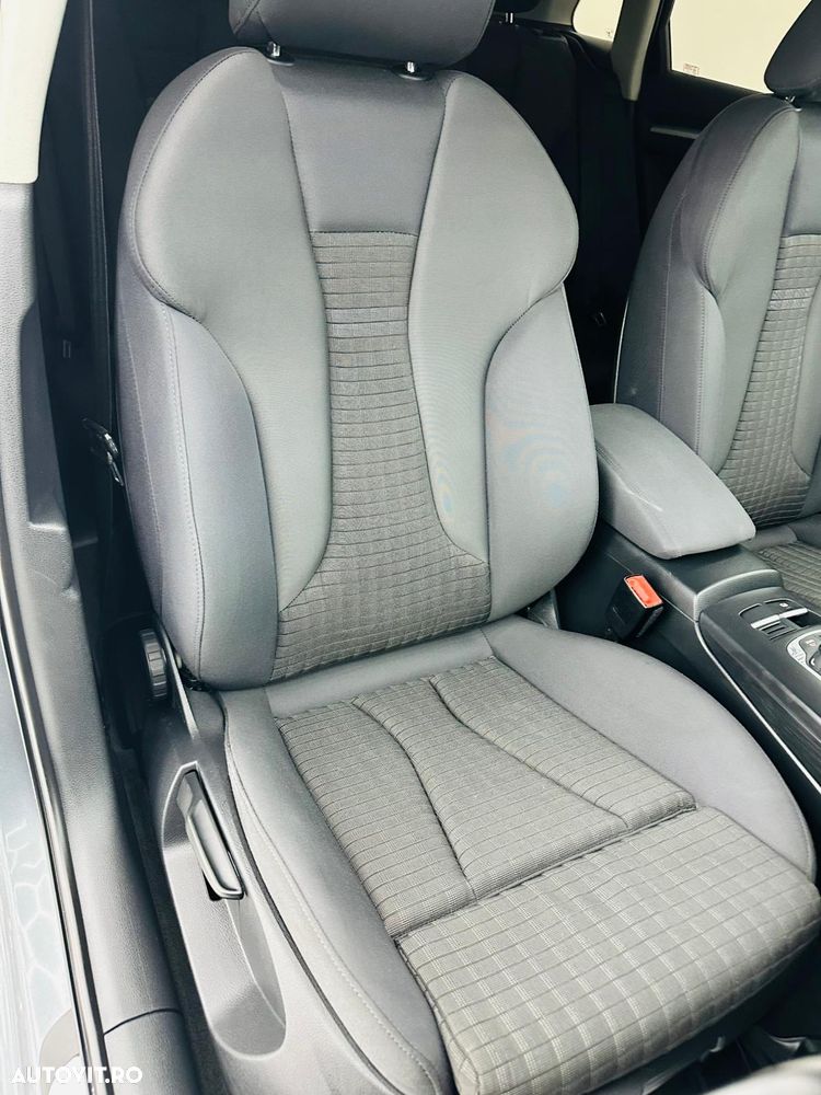 Audi A3 ack 1.6 TDI S-tronic Attraction - 18