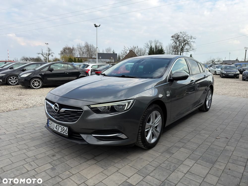 Opel Insignia 1.5 T Exclusive S&S - 17