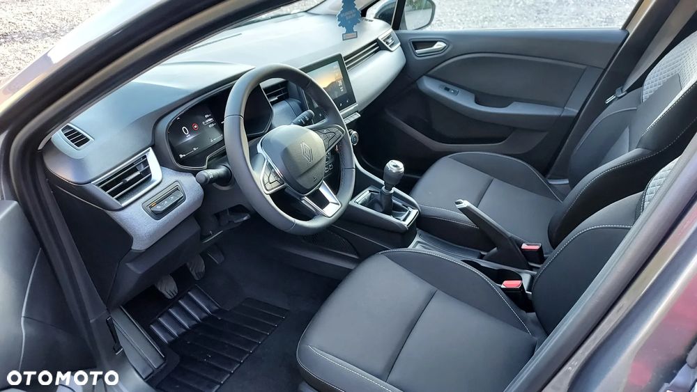 Renault Clio 1.0 TCe Evolution - 11