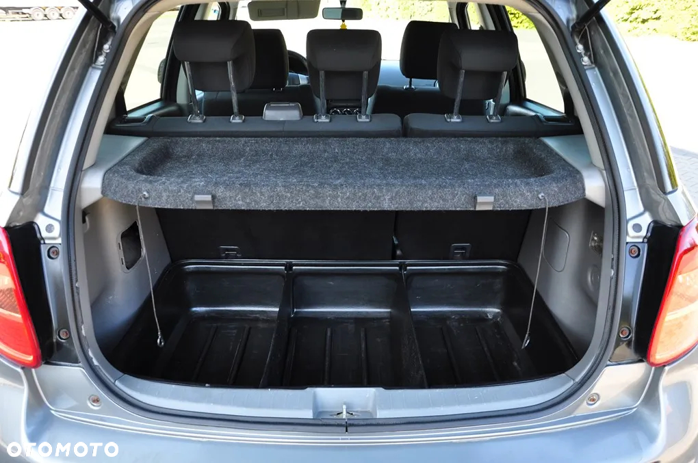Suzuki SX4 1.9 DDiS DPF 4x2 Comfort - 26