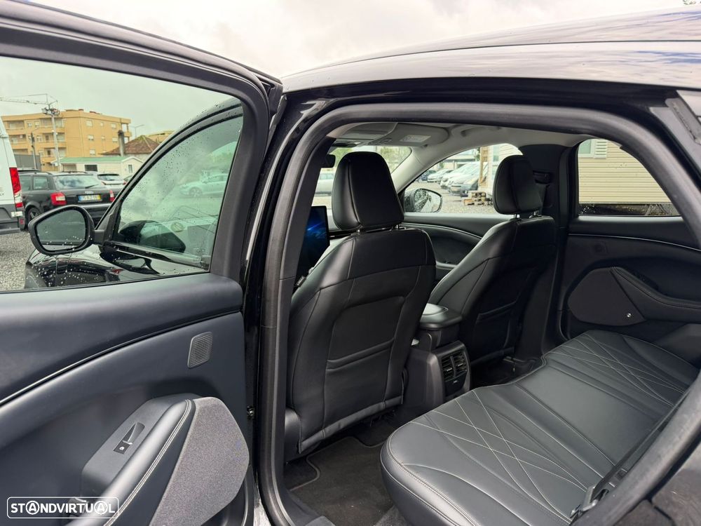 Ford Mustang Mach-E Standard - 15