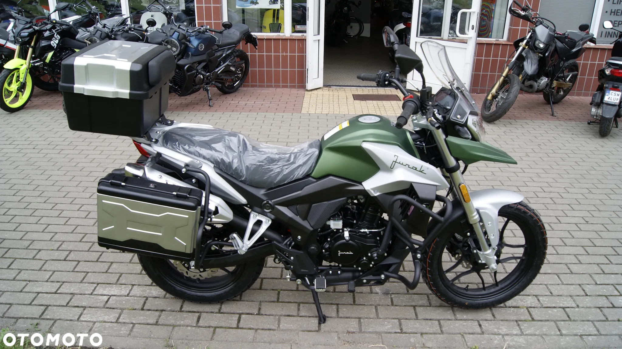 Junak RX One - 3