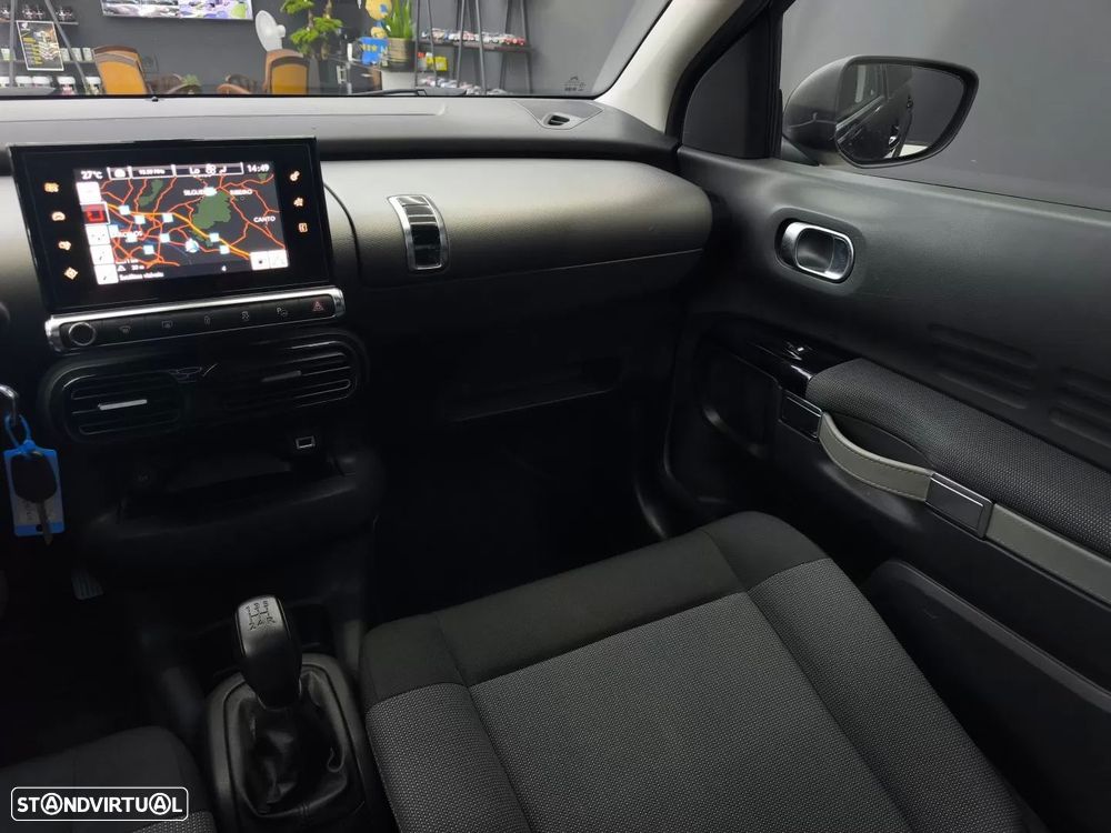 Citroën C4 Cactus 1.5 BlueHDi Shine Pack — fotografia 31