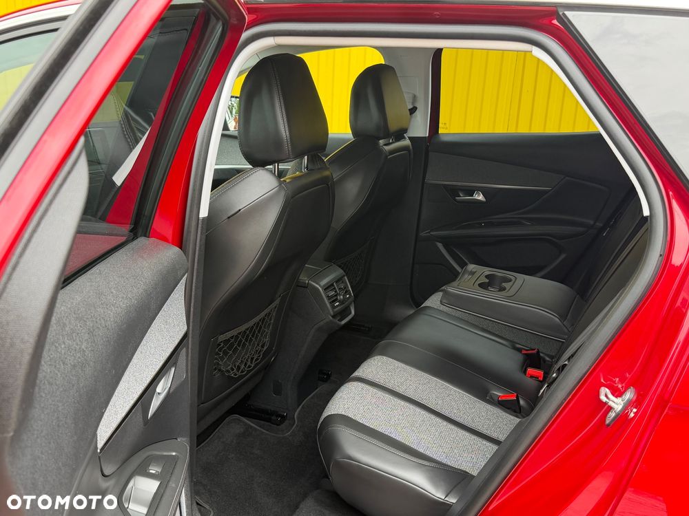 Peugeot 3008 - 18