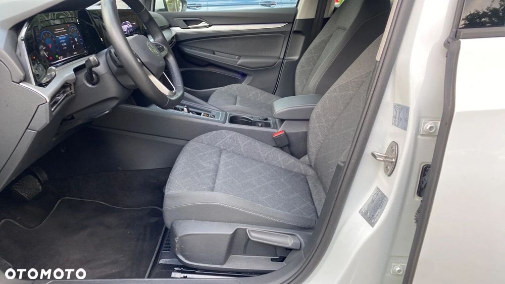 Volkswagen Golf - 15