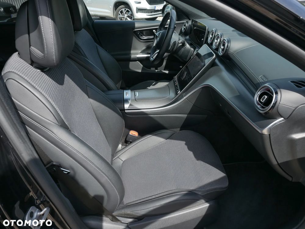 Mercedes-Benz Klasa C 220 d 9G-TRONIC Avantgarde - 22