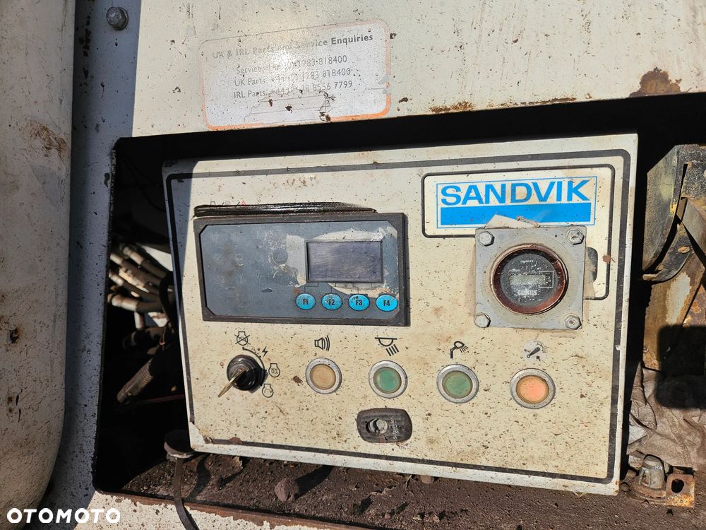 Sandvik Przesiewacz sortownik Sandvik QA450 2D - 14