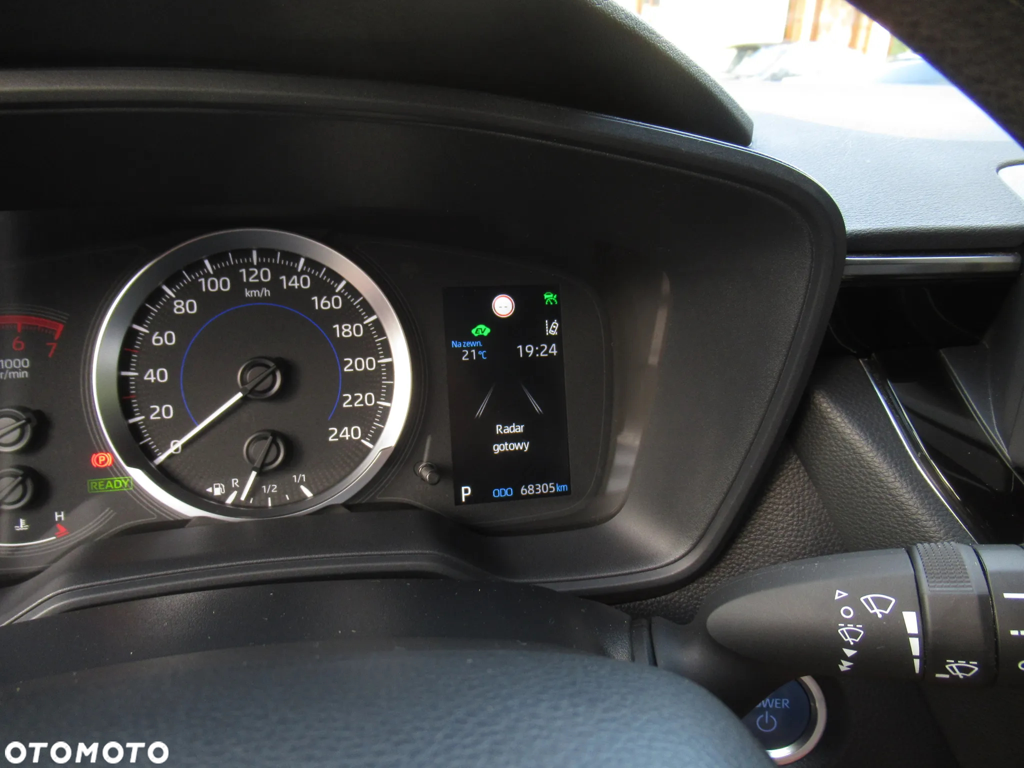 Toyota Corolla 1.8 Hybrid Active - 26
