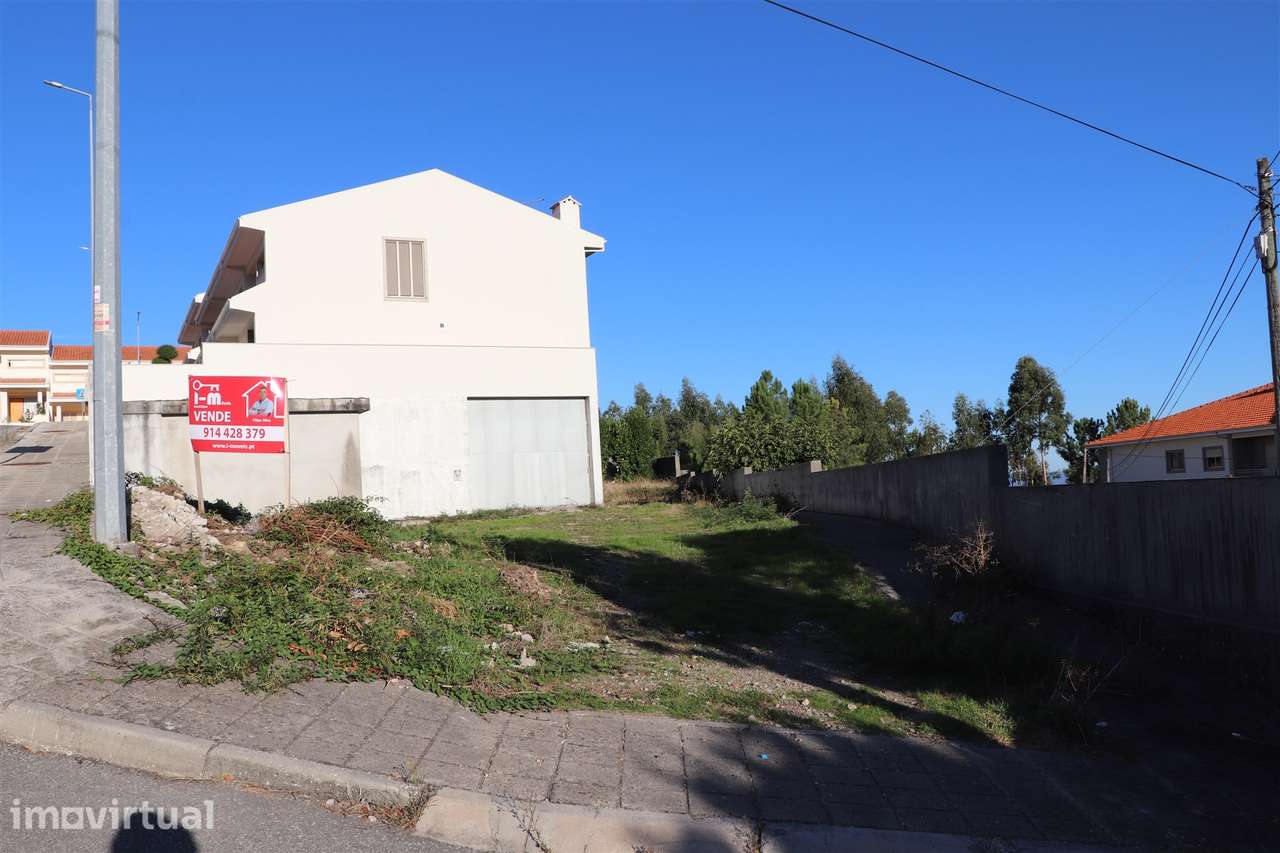 Armazém  Venda em Lustosa e Barrosas (Santo Estêvão),Lousada - Grande imagem: 2/9
