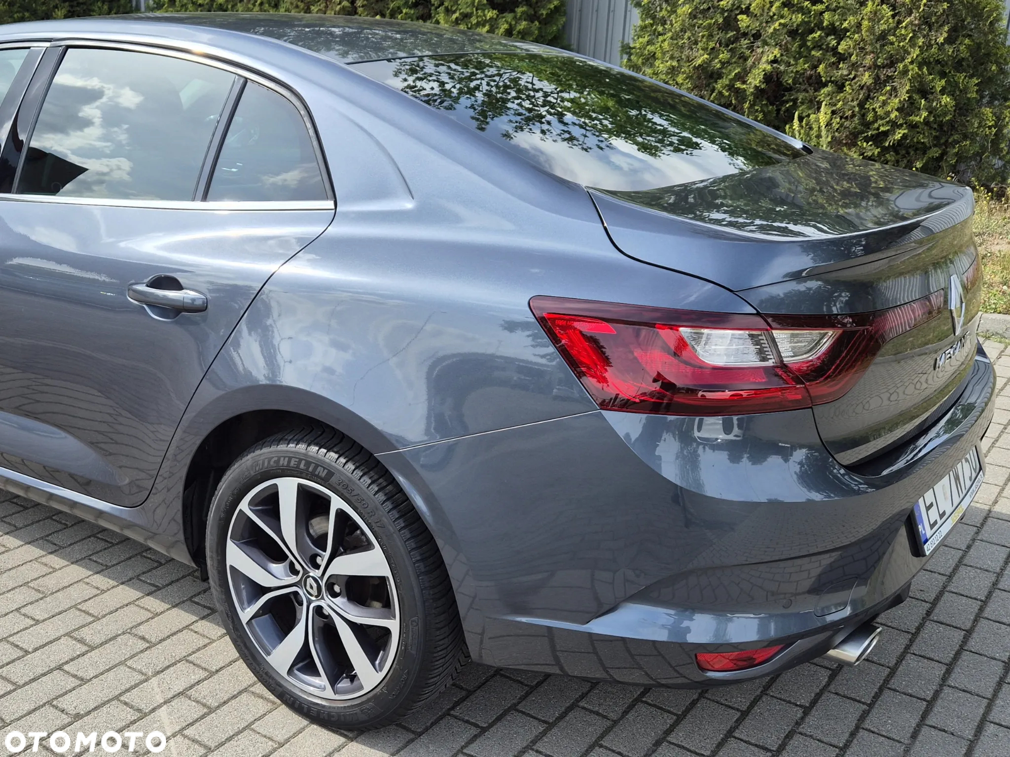 Renault Megane 1.6 SCe Limited - 4