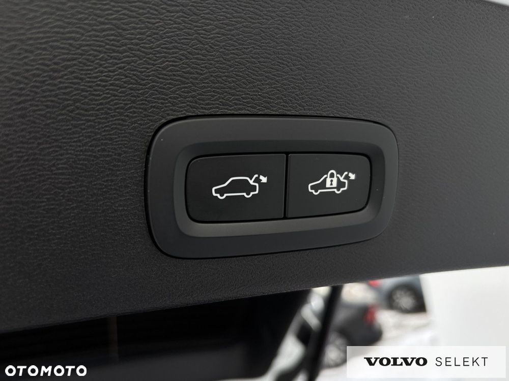 Volvo XC 40 - 28