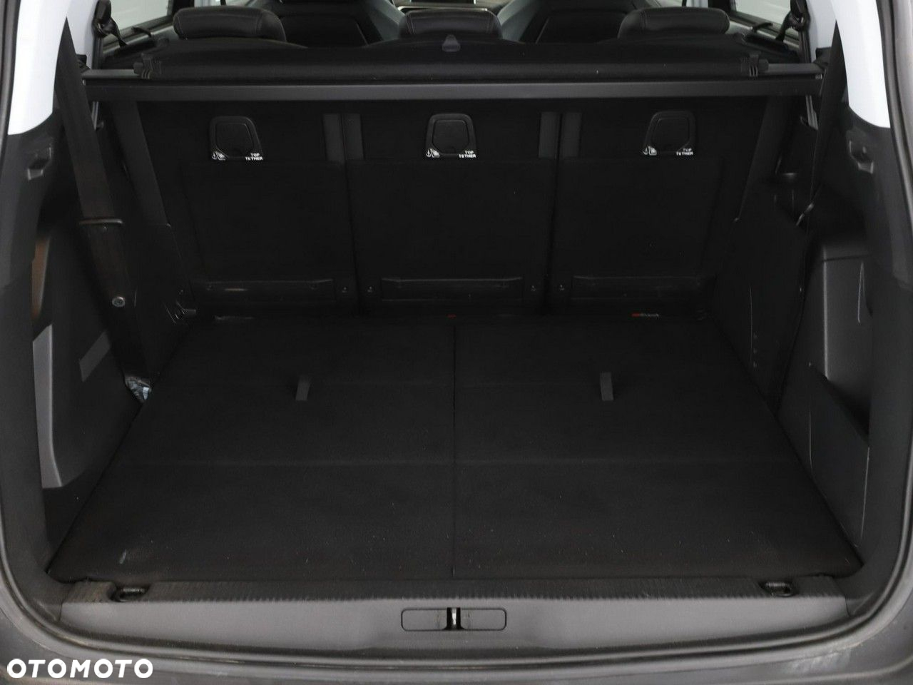 Peugeot 5008 1.5 BlueHDi Allure S&S - 20