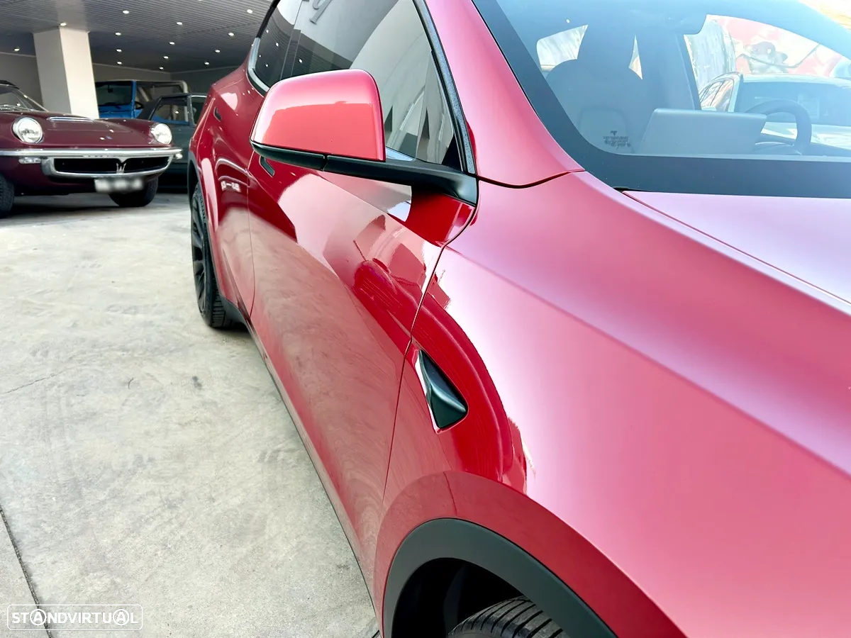 Tesla Model Y Long Range Dual Motor AWD - 39