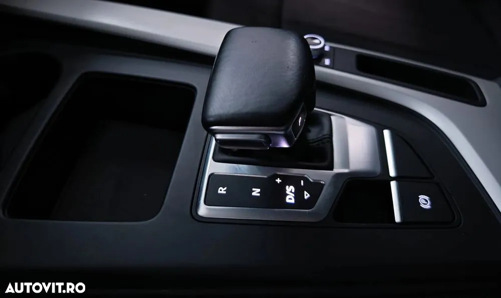 Audi A4 30 TDI S tronic - 14