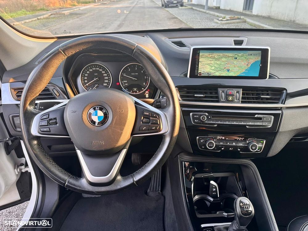 BMW X1 16 d sDrive — fotografia 12