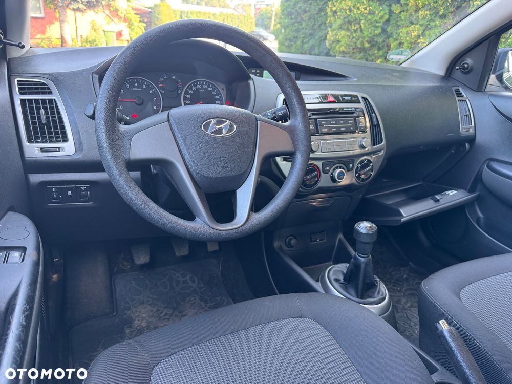 Hyundai i20 1.25 Comfort - 11