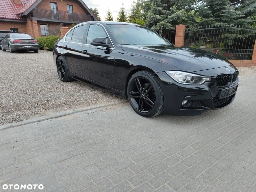 BMW Seria 3 318d Sport Line - 28