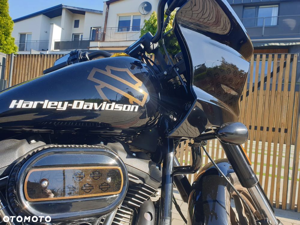 Harley-Davidson Softail Low Rider - 10