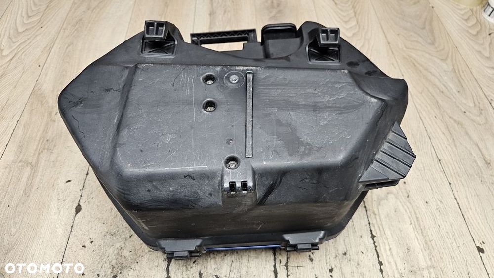 Kufer lewy Yamaha FJR 1300 / Tracer 900 - 9