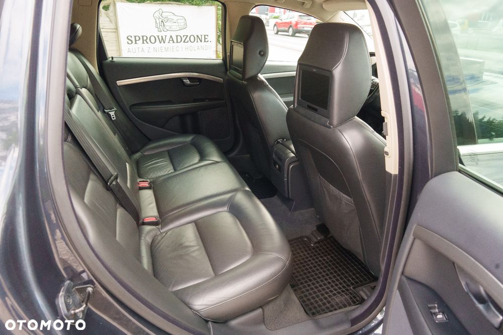 Volvo V70 2.0D Momentum - 23
