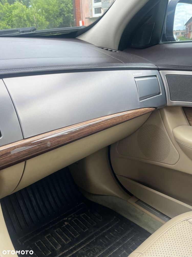 Jaguar XF 3.0 V6 D S Portfolio - 10